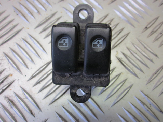 Hyundai Atos Prime Kontakt Rudehejs Med OEM Nr. Ophugger Fra Hyundai Ophugger