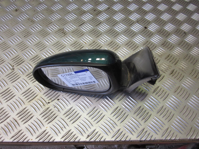 Nissan Almera N16 Sidespejl Med OEM Nr. Ophugger Fra Nissan Ophugger