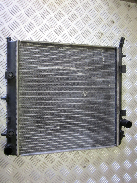 Citroen C3 Køler Med OEM Nr. Ophugger Fra Citroen Ophugger