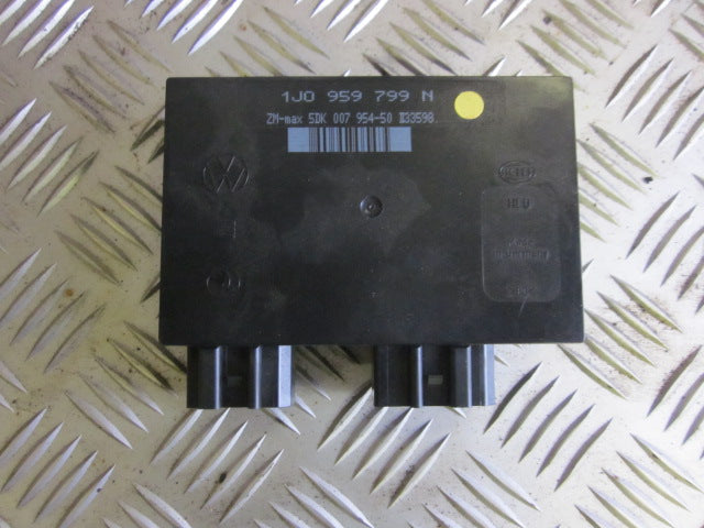 VW Bora 1J Bcm / Komfortkomputer Med OEM Nr. Ophugger Fra VW Ophugger