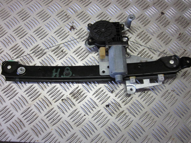 Volvo 80 Serie Rudemotor - Rudehejs Med OEM Nr. Ophugger Fra Volvo Ophugger