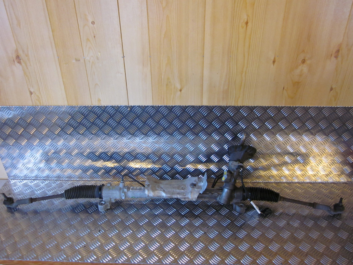 Ford Focus Tandstang Med OEM Nr. Ophugger Fra Ford Ophugger