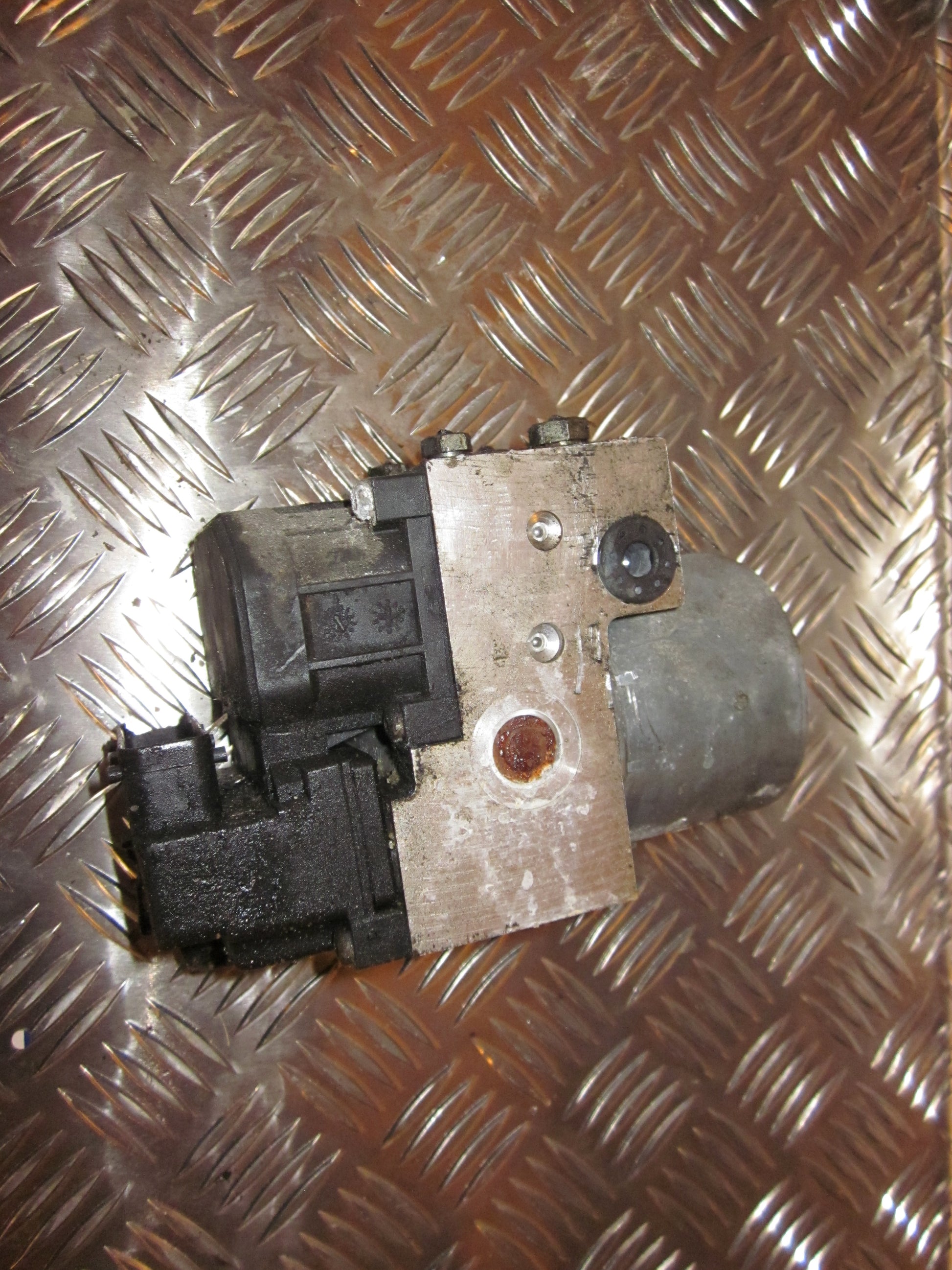 Fiat Multipla Abs Pumpe Med OEM Nr. 0273004253 Fra Fiat Ophugger