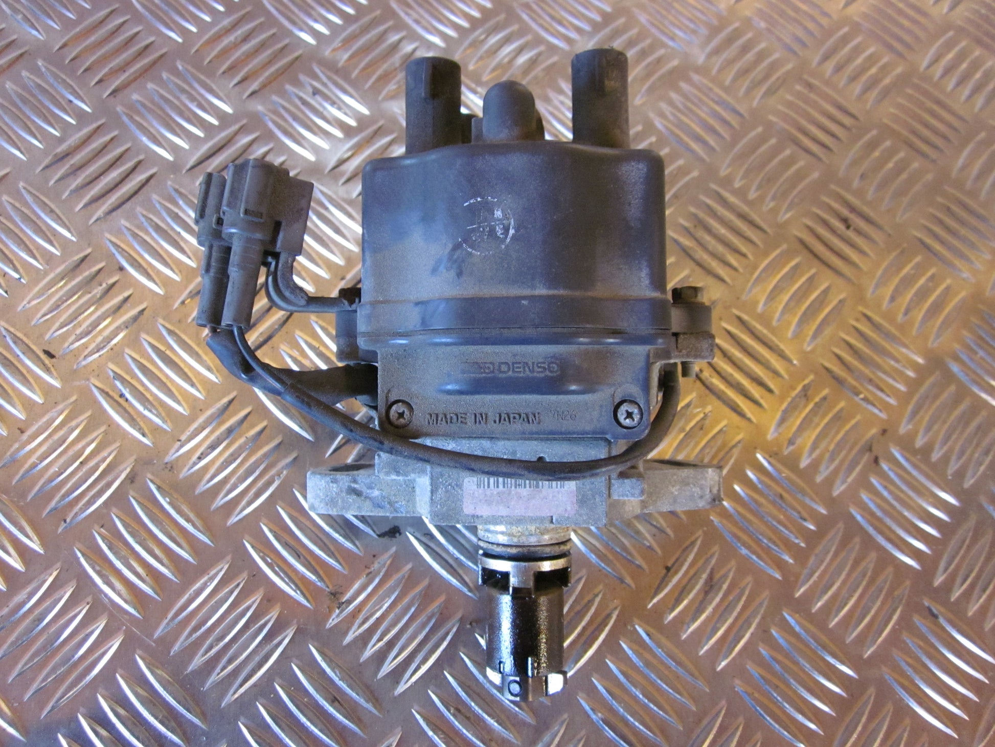 Toyota Corolla 3D–5D HB E100 Strømfordeler El Med OEM Nr. Ophugger Fra Toyota Ophugger