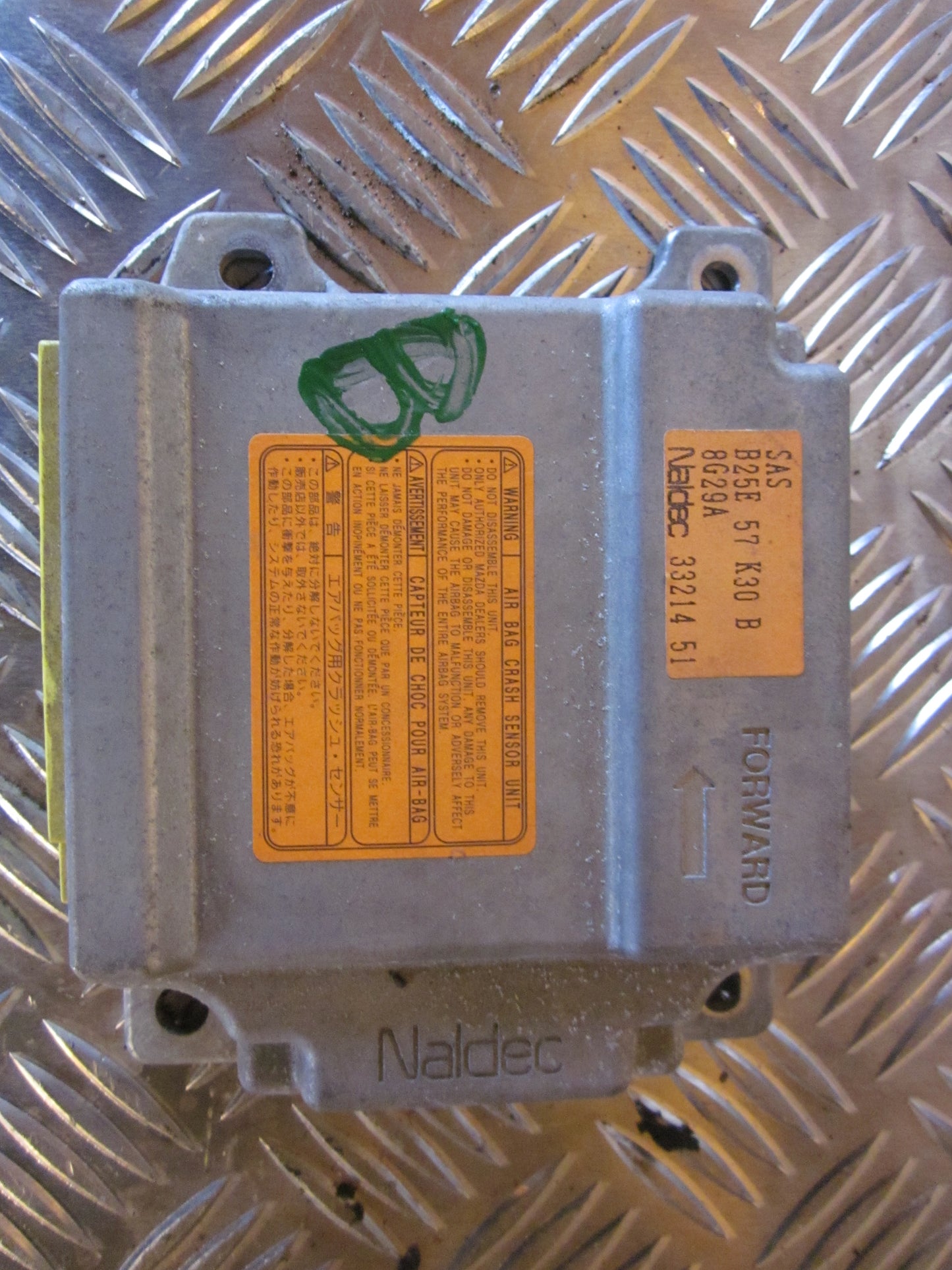 Mazda 323 4D BJ12 Airbag Elboks Med OEM Nr. Ophugger Fra Mazda Ophugger