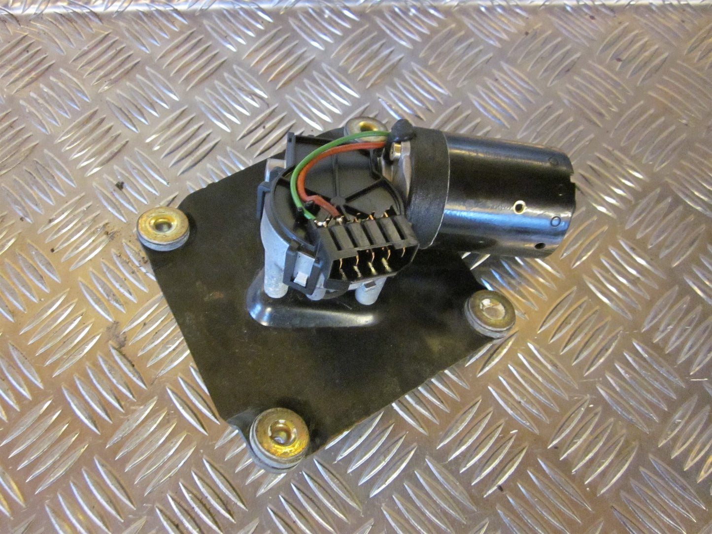 Volvo S40/V40 Viskermotor Med OEM Nr. Ophugger Fra Volvo Ophugger