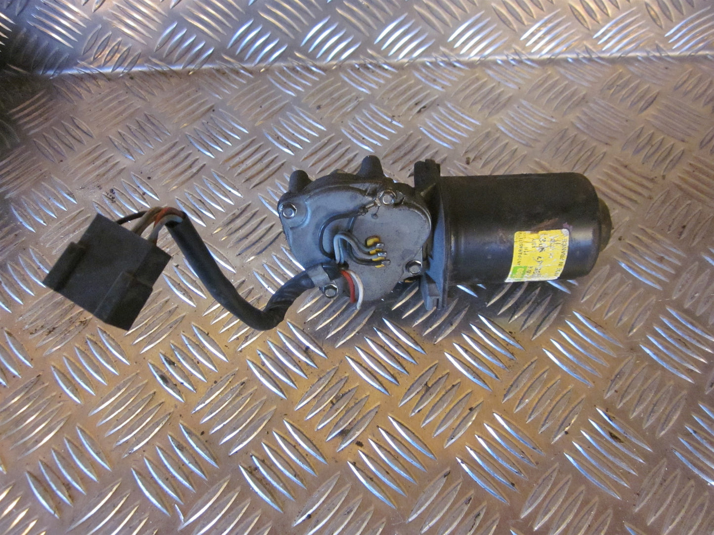 Mercedes VITO W638 Viskermotor Med OEM Nr. Ophugger Fra Mercedes Ophugger