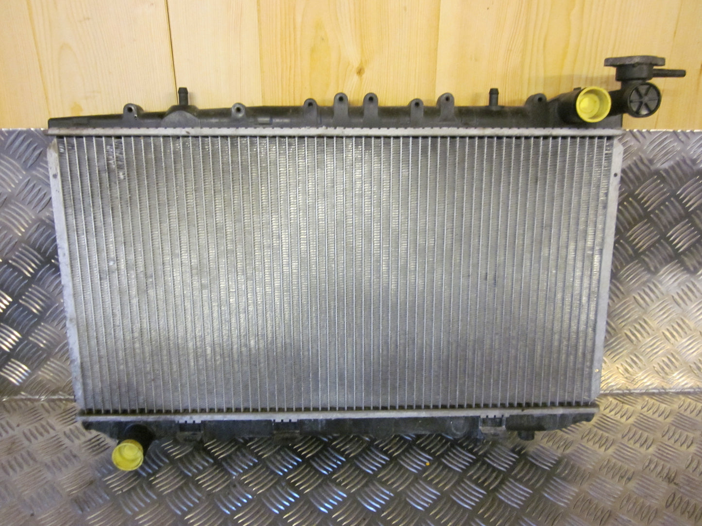 Nissan Primera ST.Car Køler Med OEM Nr. Ophugger Fra Nissan Ophugger