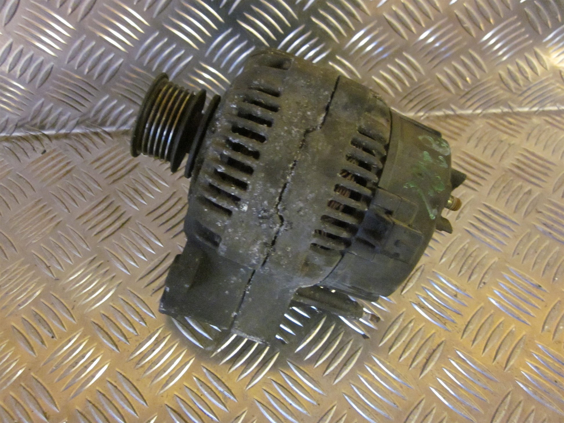 Seat Ibiza 6K Generator Med OEM Nr. Ophugger Fra Seat Ophugger