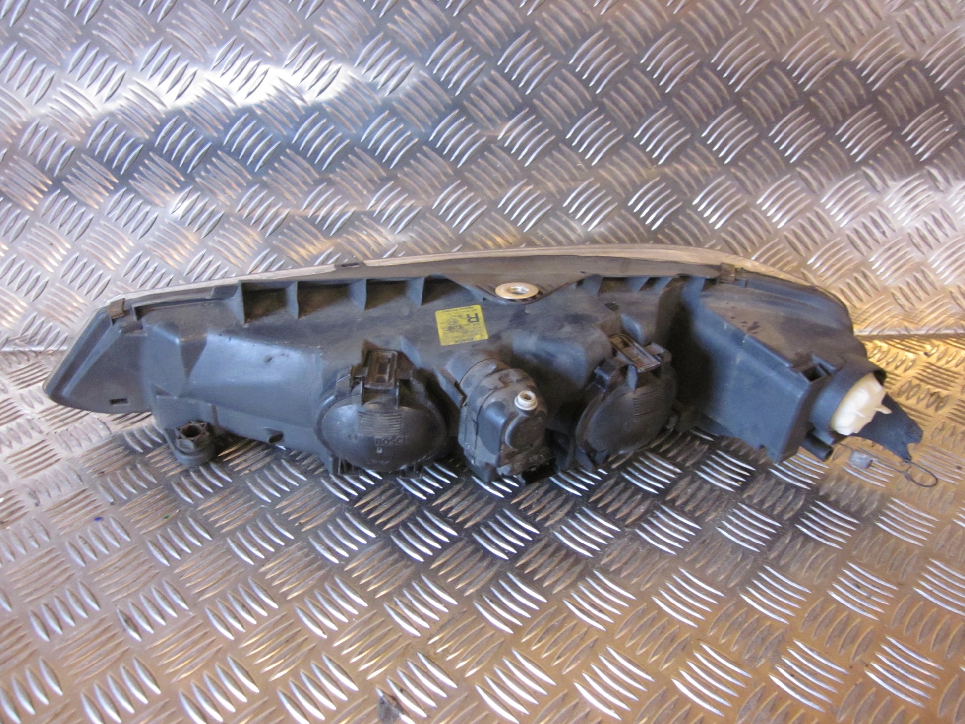 Peugeot 406 Forlygte Med OEM Nr. Ophugger Fra Peugeot Ophugger