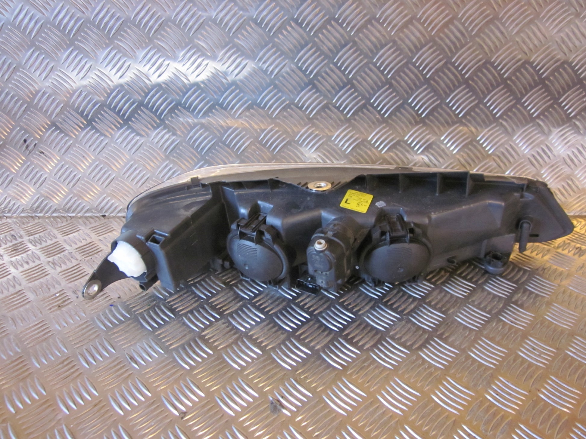 Peugeot 406 Forlygte Med OEM Nr. Ophugger Fra Peugeot Ophugger