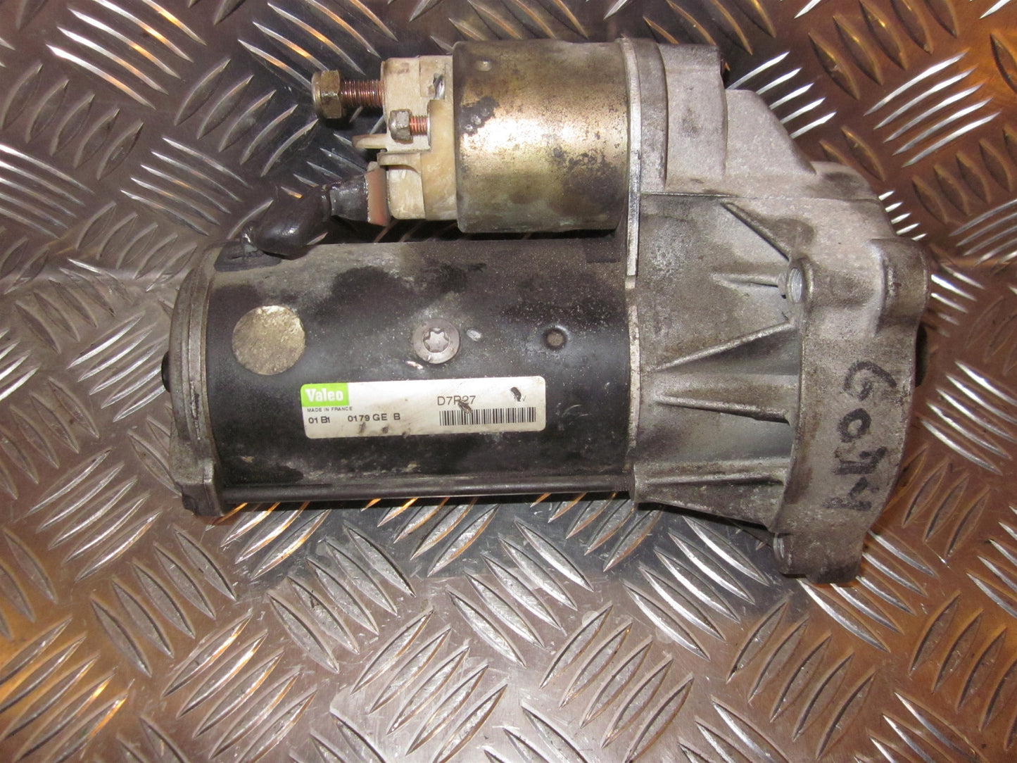 Peugeot Partner Starter Med OEM Nr. D7R27 Fra Peugeot Ophugger