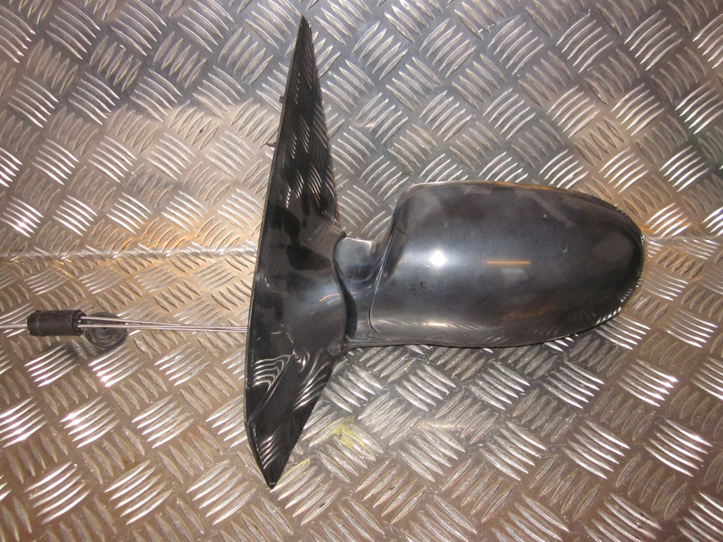 Ford Focus Sidespejl Med OEM Nr. Ophugger Fra Ford Ophugger