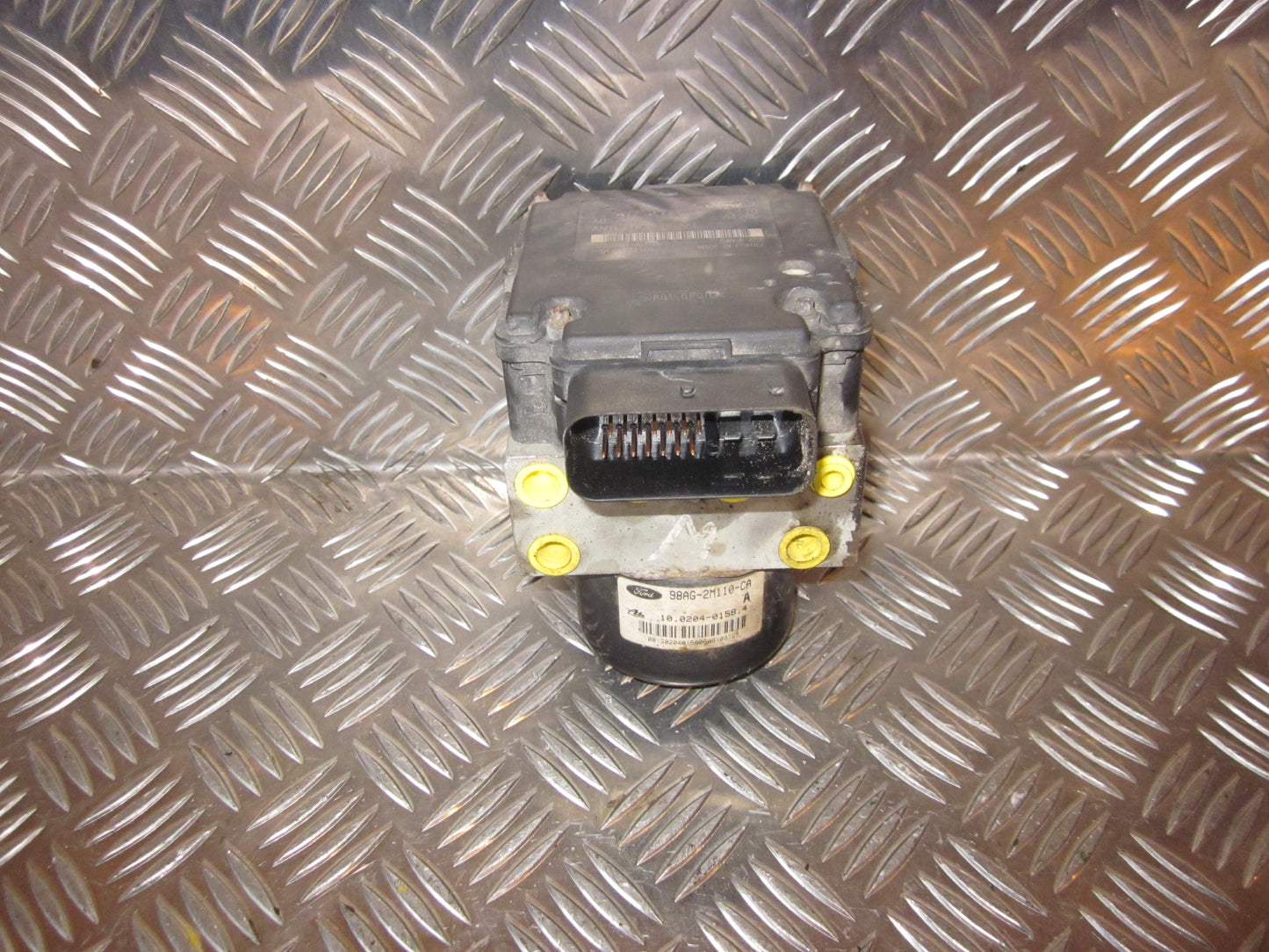 Ford Focus Abs Pumpe Med OEM Nr. 98ag2m110ca Fra Ford Ophugger