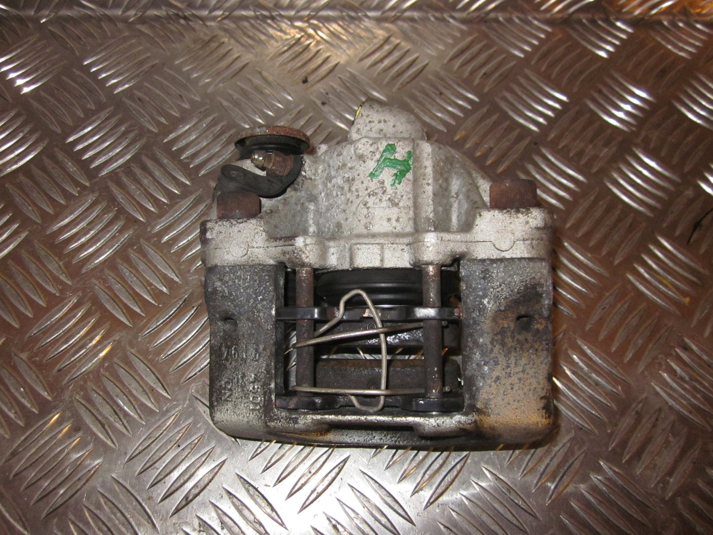 Citroen Ax Bremsekaliber HF Med OEM Nr. Ophugger Fra Citroen Ophugger