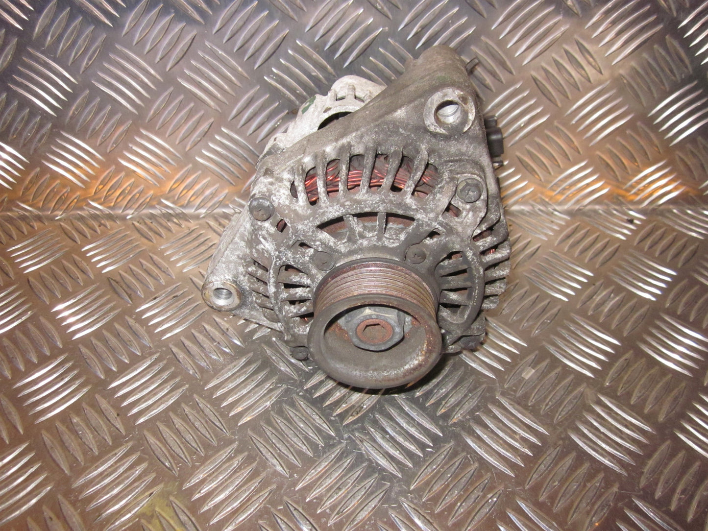 Citroen Xantia Generator Med OEM Nr. A002tA1991F Fra Citroen Ophugger