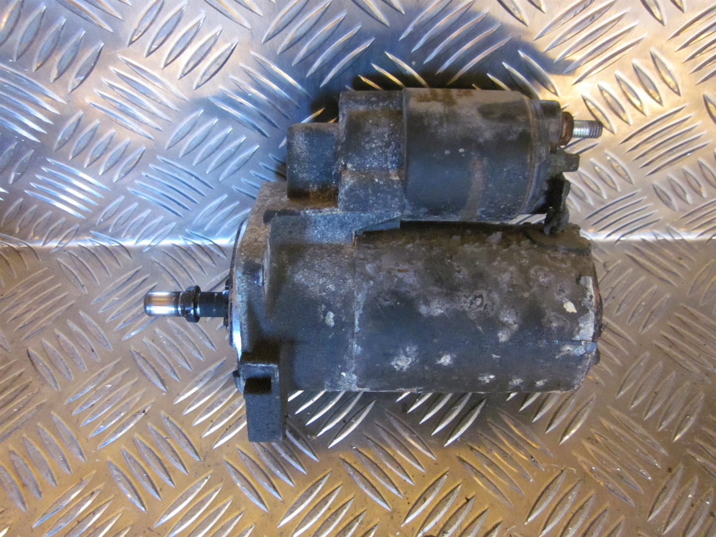 VW Polo Starter Med OEM Nr. 036911023M Fra VW Ophugger
