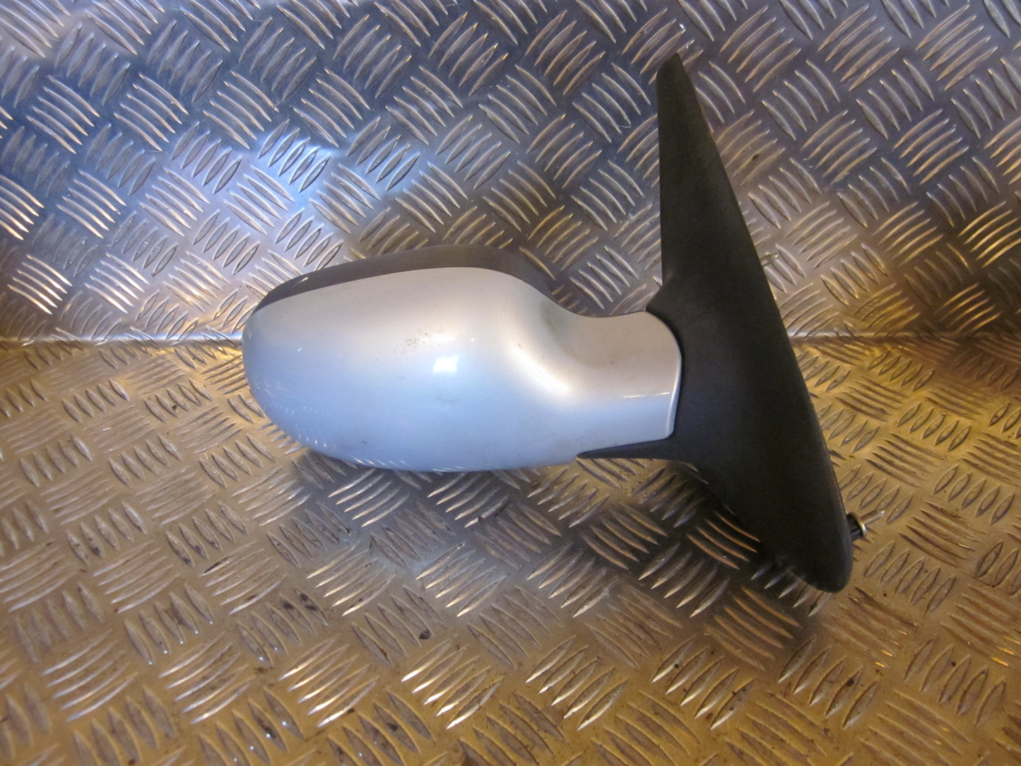 Renault Megane Sidespejl Med OEM Nr. Ophugger Fra Renault Ophugger