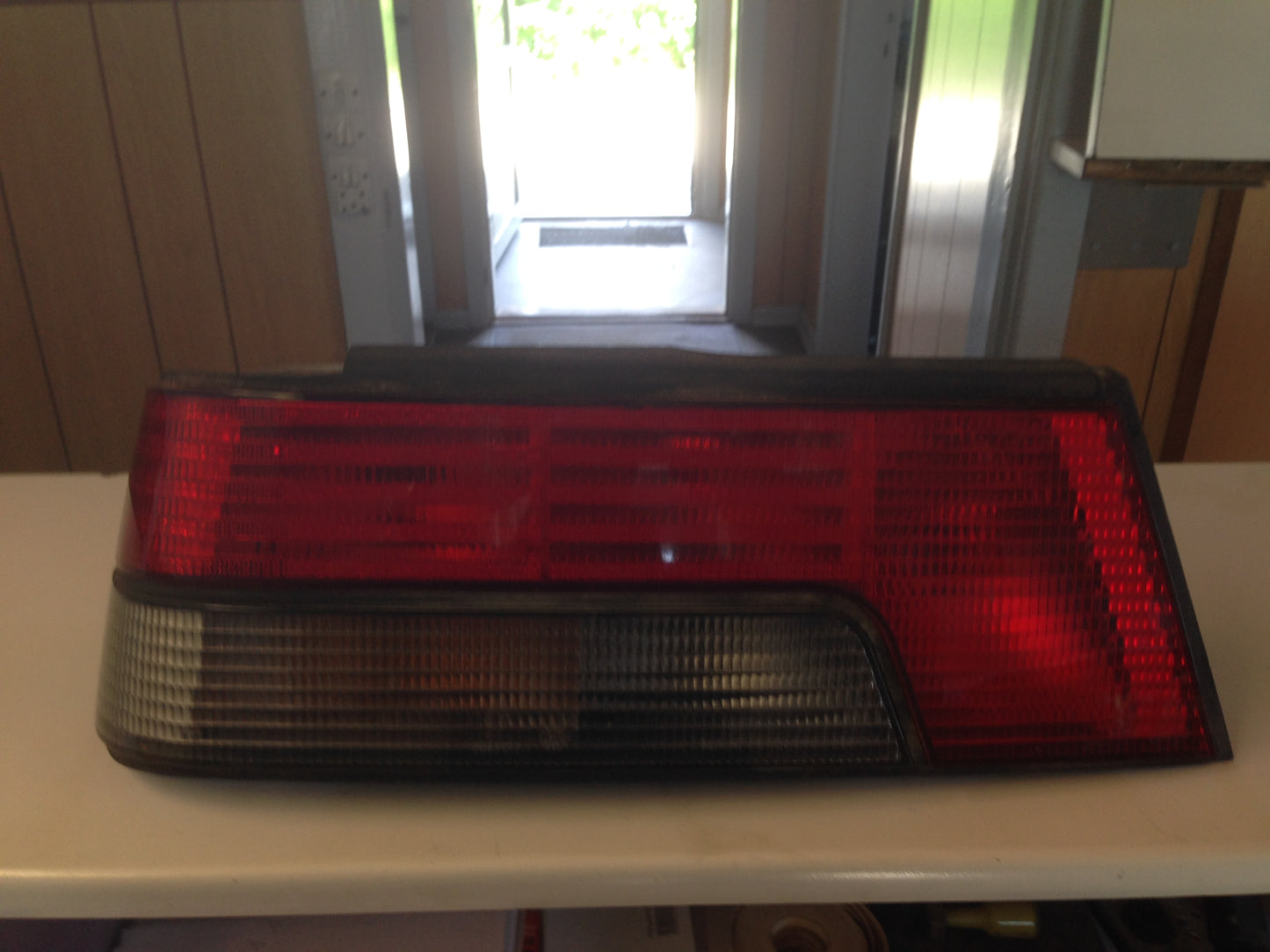 Peugeot 405 Baglygte Med OEM Nr. Ophugger Fra Peugeot Ophugger