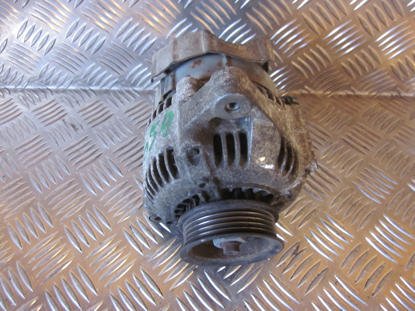 Honda Prelude 4WS Generator Med OEM Nr. 1002113310 Fra Honda Ophugger