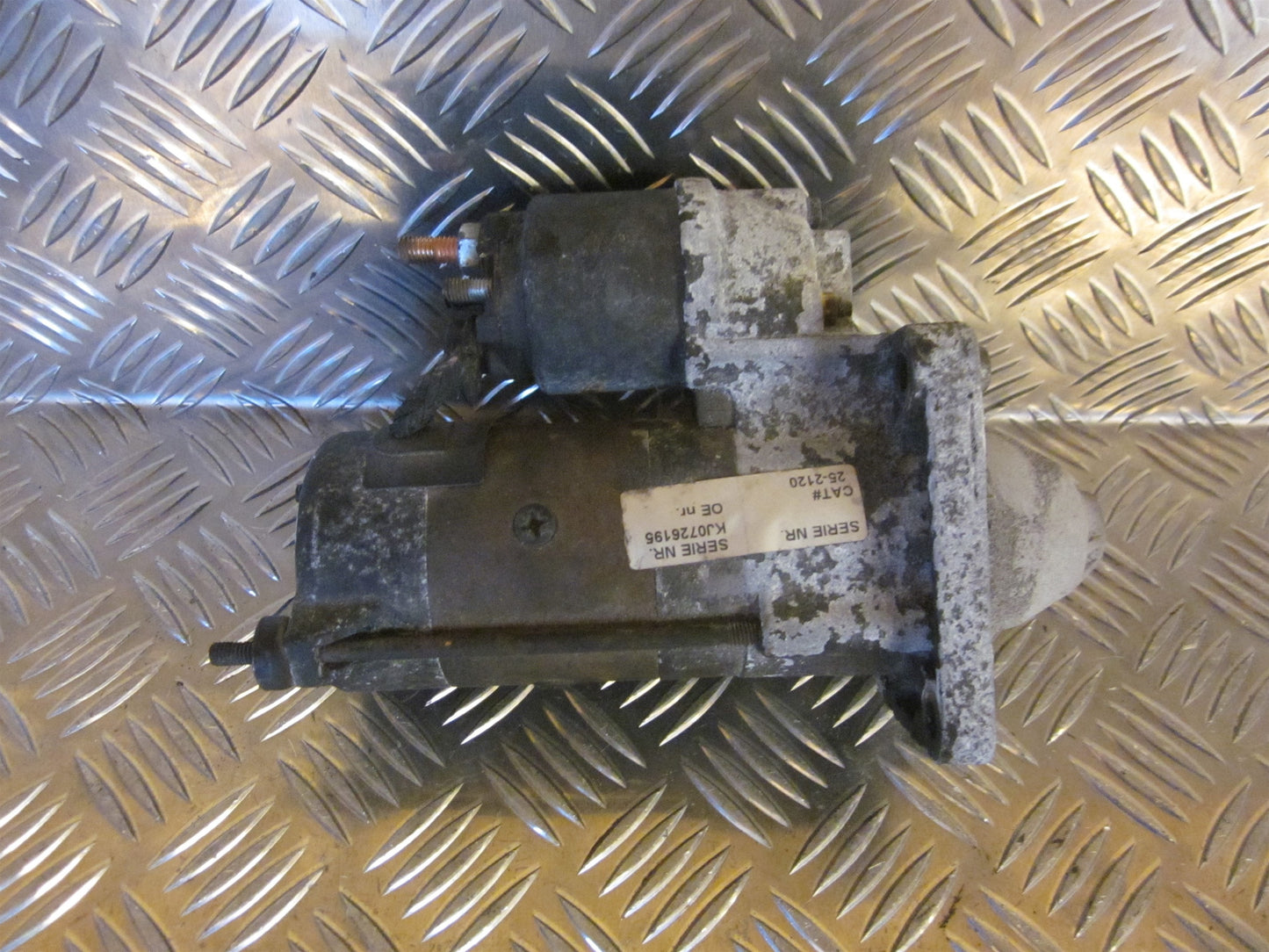Alfa Romeo 156 Starter Med OEM Nr. 252120 Fra Alfa Romeo Ophugger