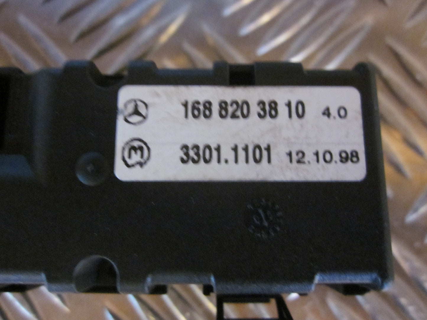 Mercedes A W168 Kontakt Sidespejl Med OEM Nr. Ophugger Fra Mercedes Ophugger