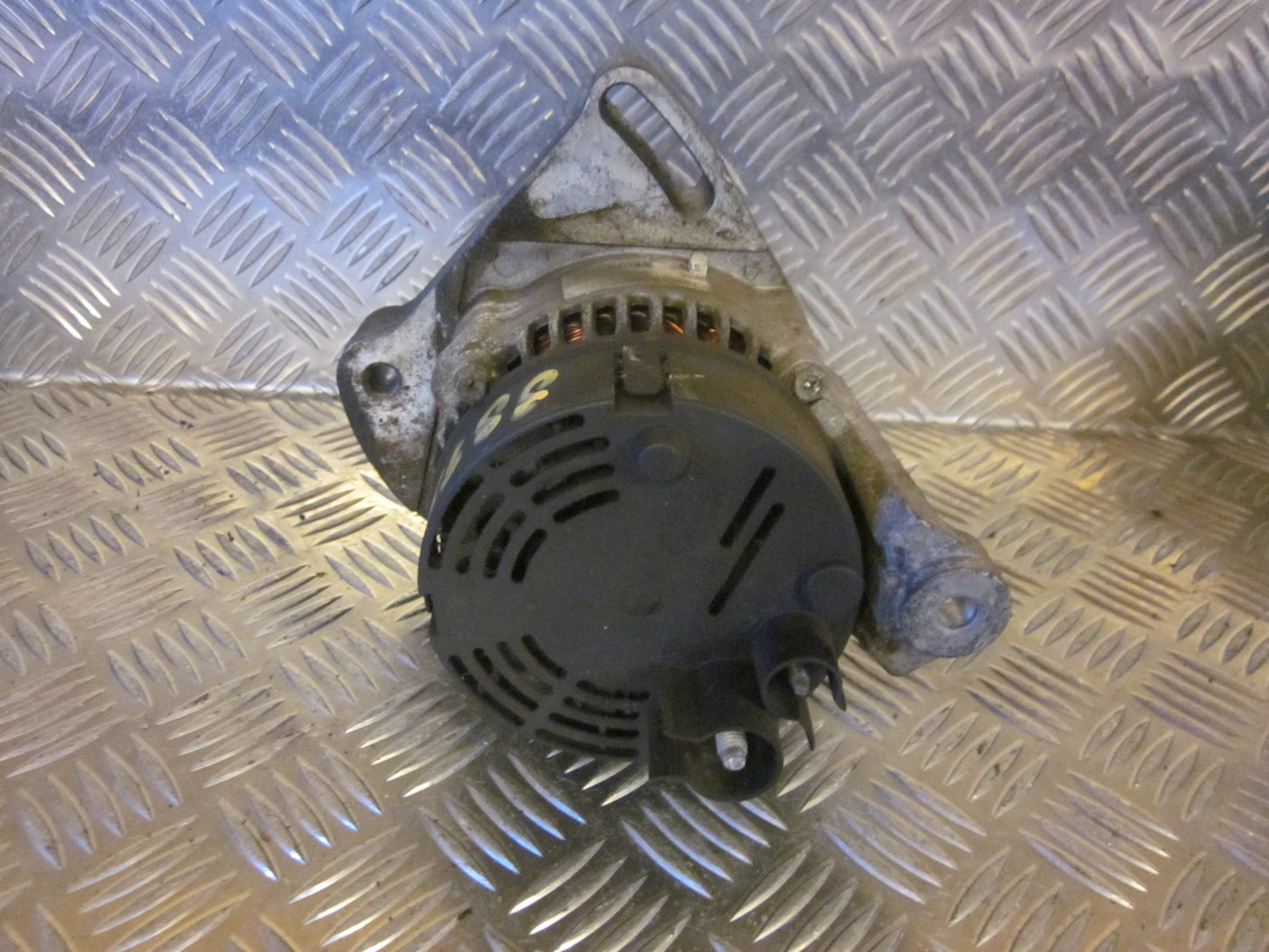 Fiat Punto Generator Med OEM Nr. CA890IR Fra Fiat Ophugger