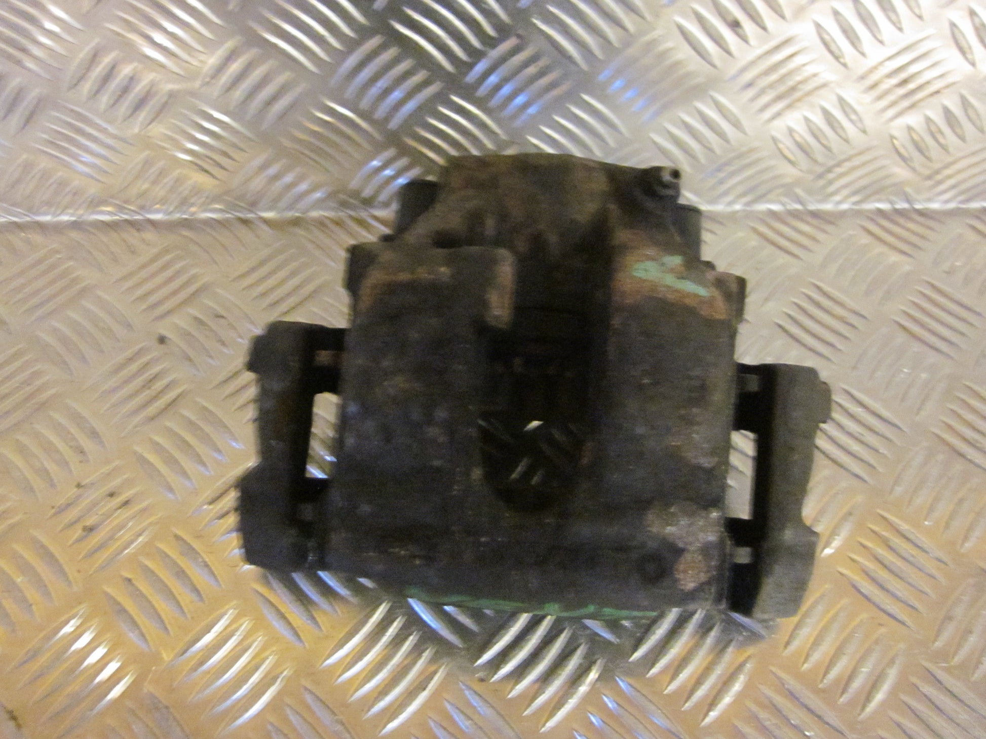 Mercedes E W210 Bremsekaliber VF Med OEM Nr. Ophugger Fra Mercedes Ophugger