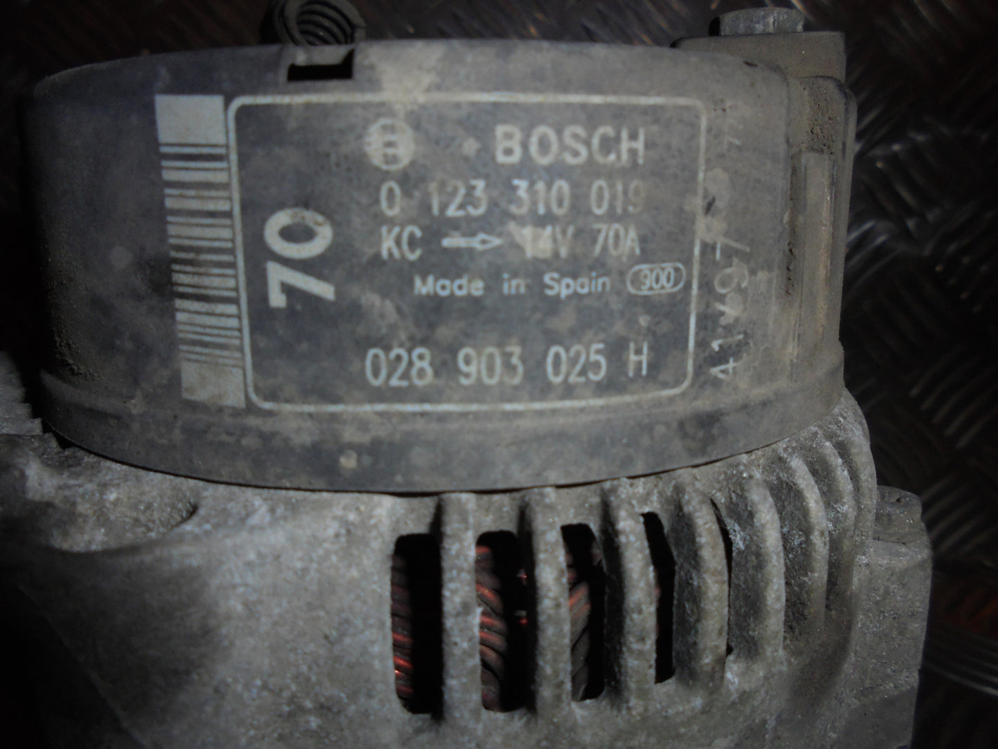 VW Polo 3 5D 6N Generator Med OEM Nr. 028903025H Fra VW Ophugger