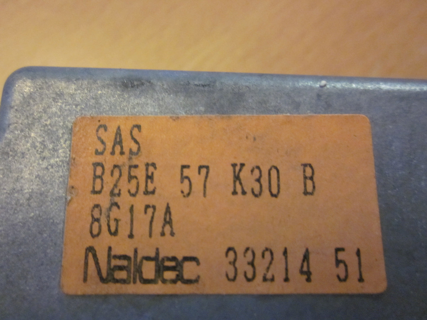 Mazda 323 F 5D BJ14 Airbag Elboks Med OEM Nr. Ophugger Fra Mazda Ophugger