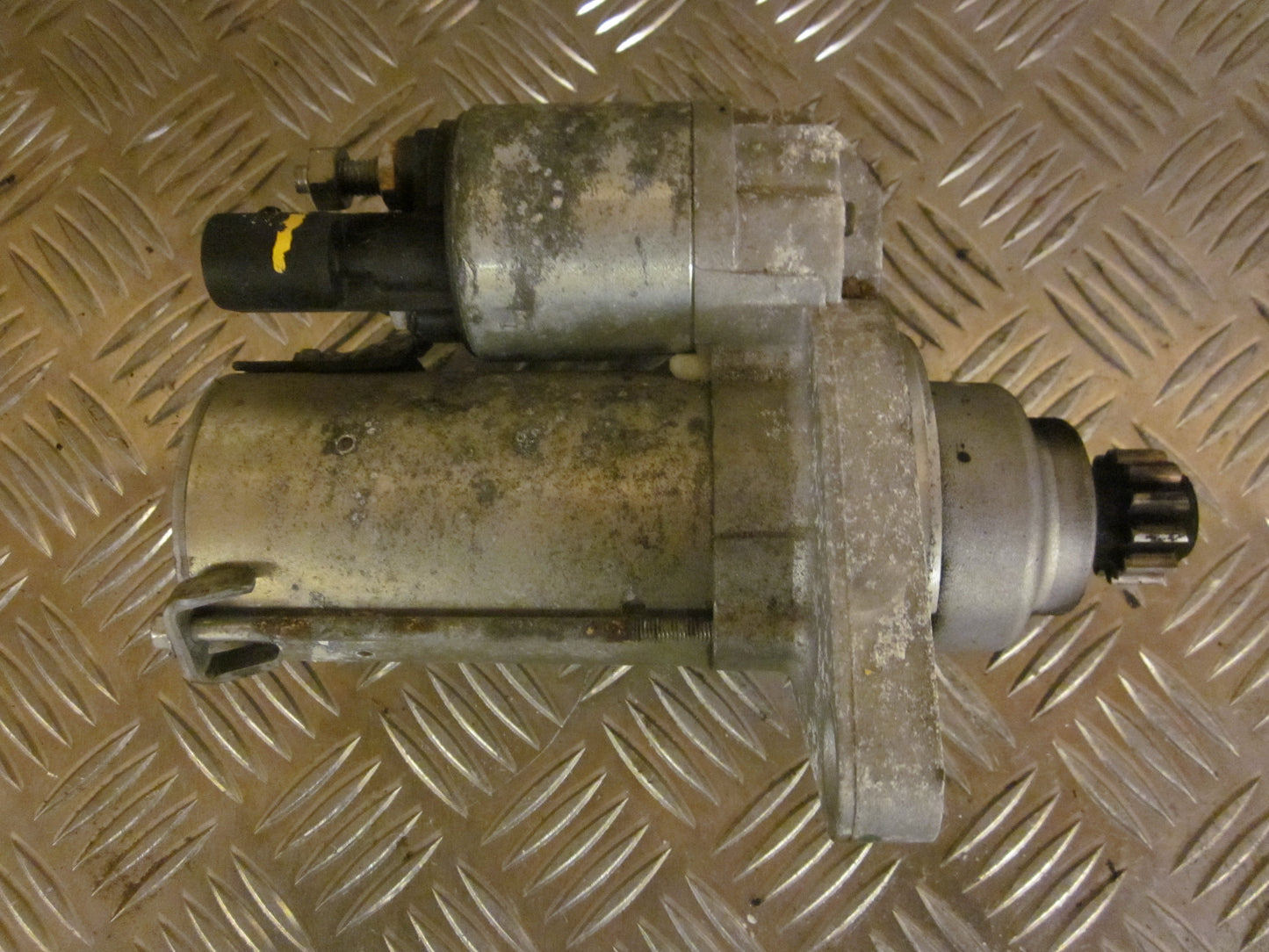 Seat Ibiza 6J Starter Med OEM Nr. 0AM911023T Fra Seat Ophugger