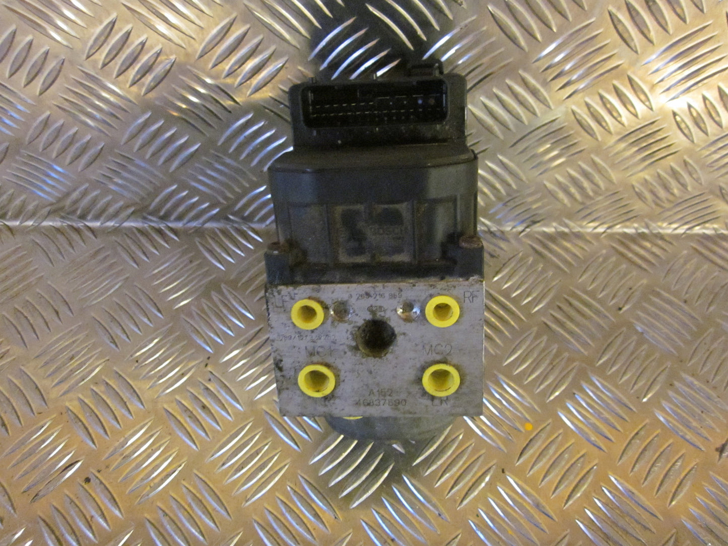Fiat Multipla Abs Pumpe Med OEM Nr. 0273004684 Fra Fiat Ophugger