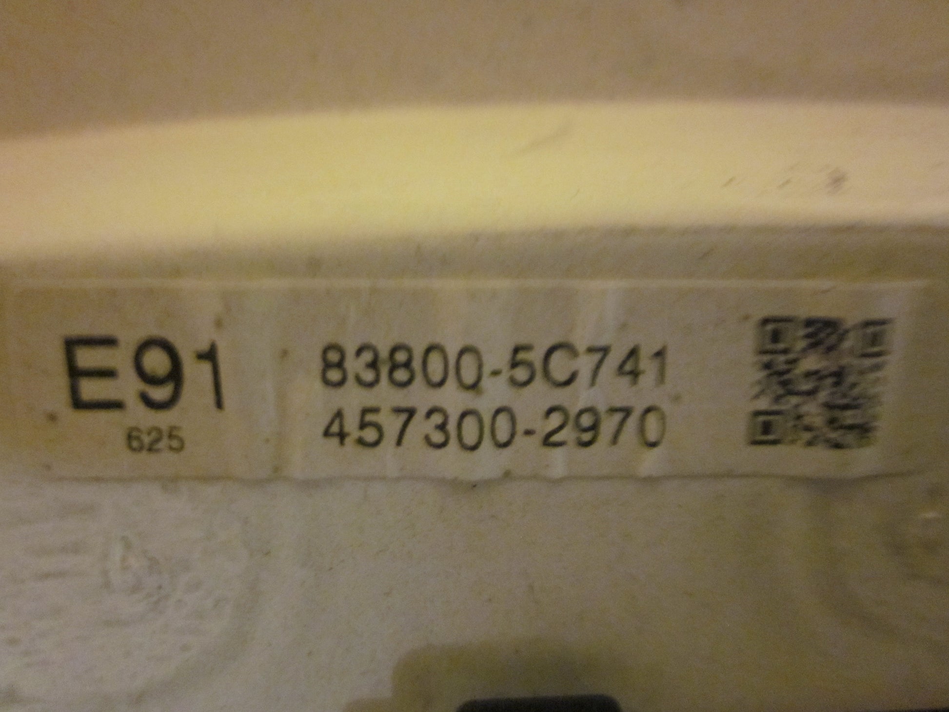 Toyota Yaris Verso Speedometer - Instrument Med OEM Nr. 838005C741 Fra Toyota Ophugger