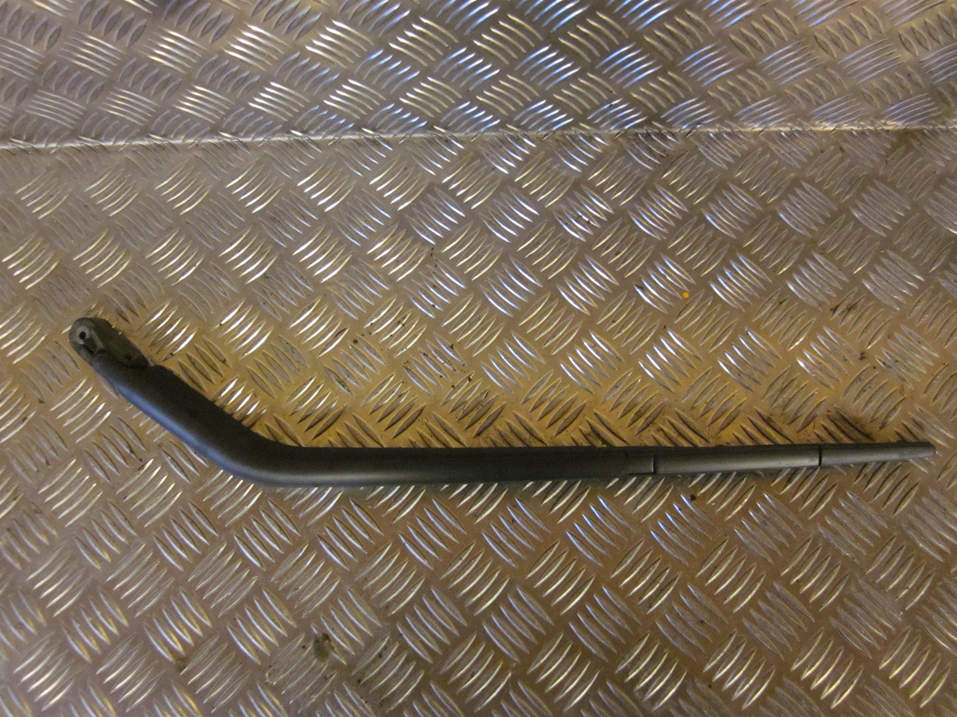 Toyota Yaris Verso Viskerarm Med OEM Nr. Ophugger Fra Toyota Ophugger