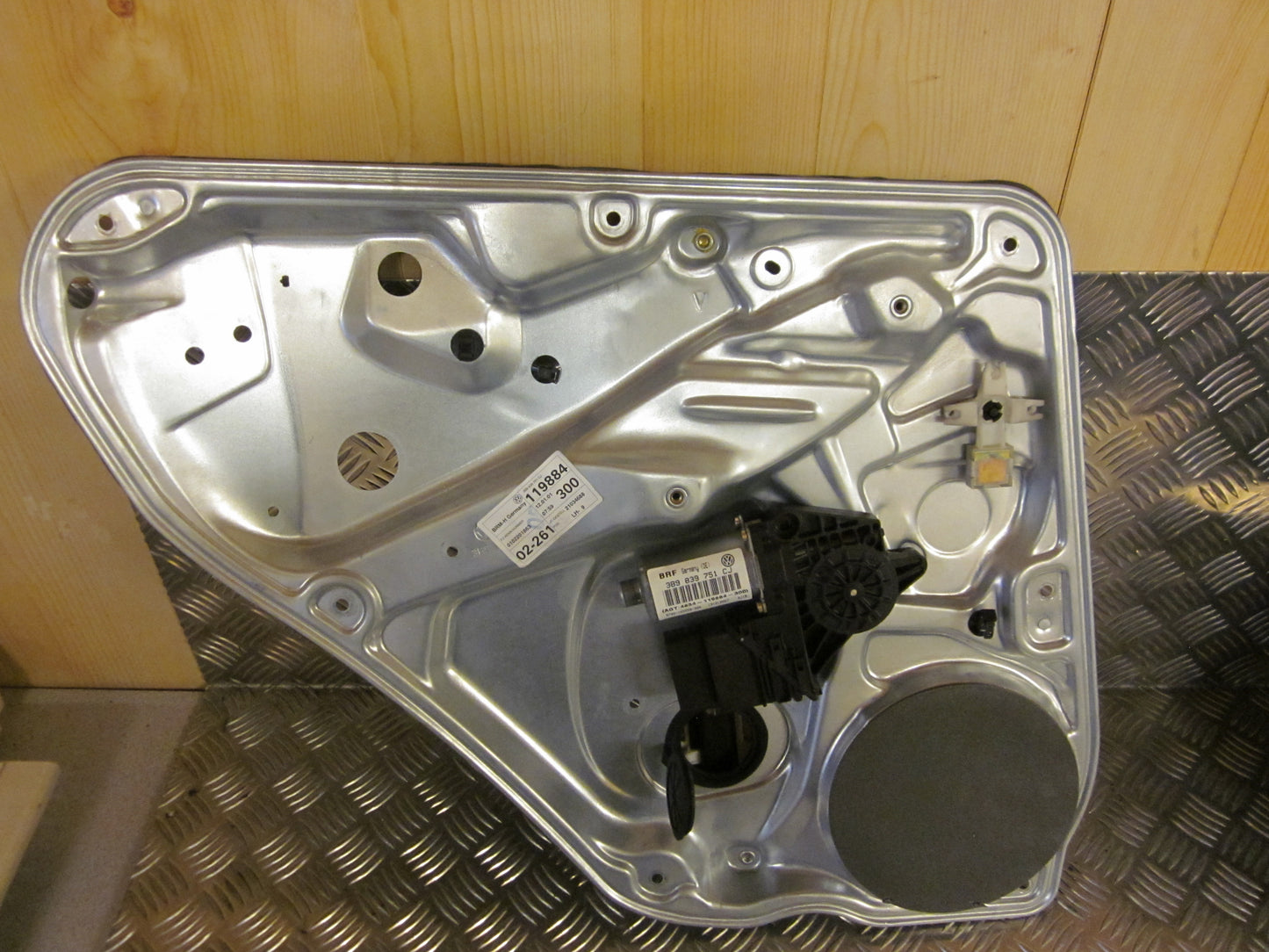 VW Passat 3B Rudemotor - Rudehejs Med OEM Nr. 3B9839751CJ Fra VW Ophugger
