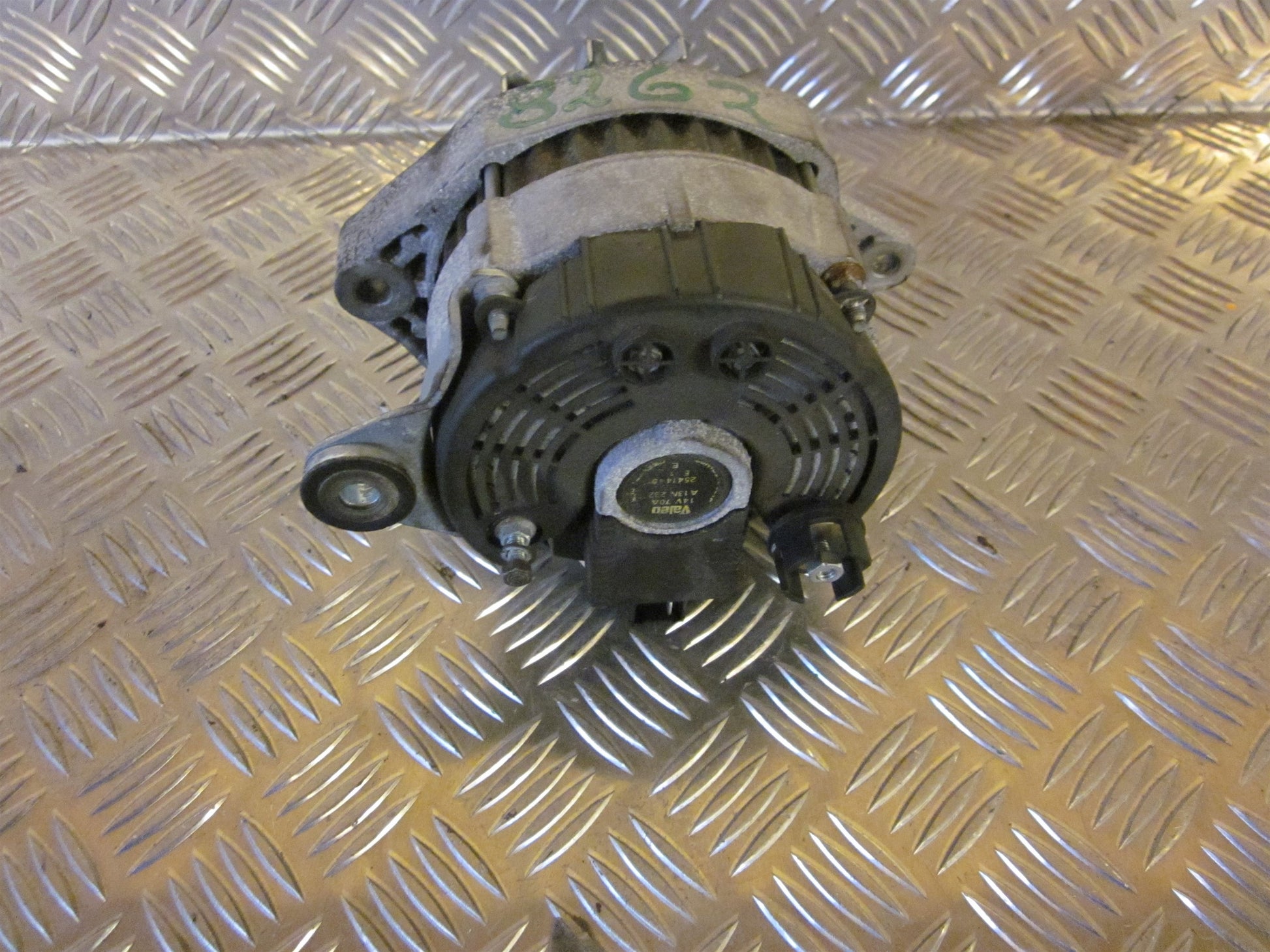 Volvo 440/460 Generator Med OEM Nr. A13N241 Fra Volvo Ophugger