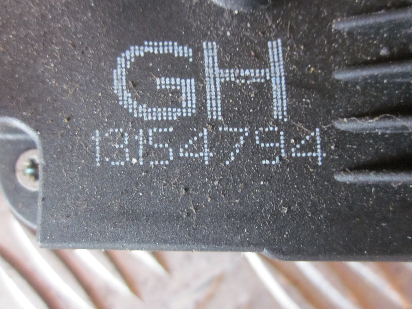 Opel Meriva A Dørlås Med OEM Nr. 13154794 Fra Opel Ophugger