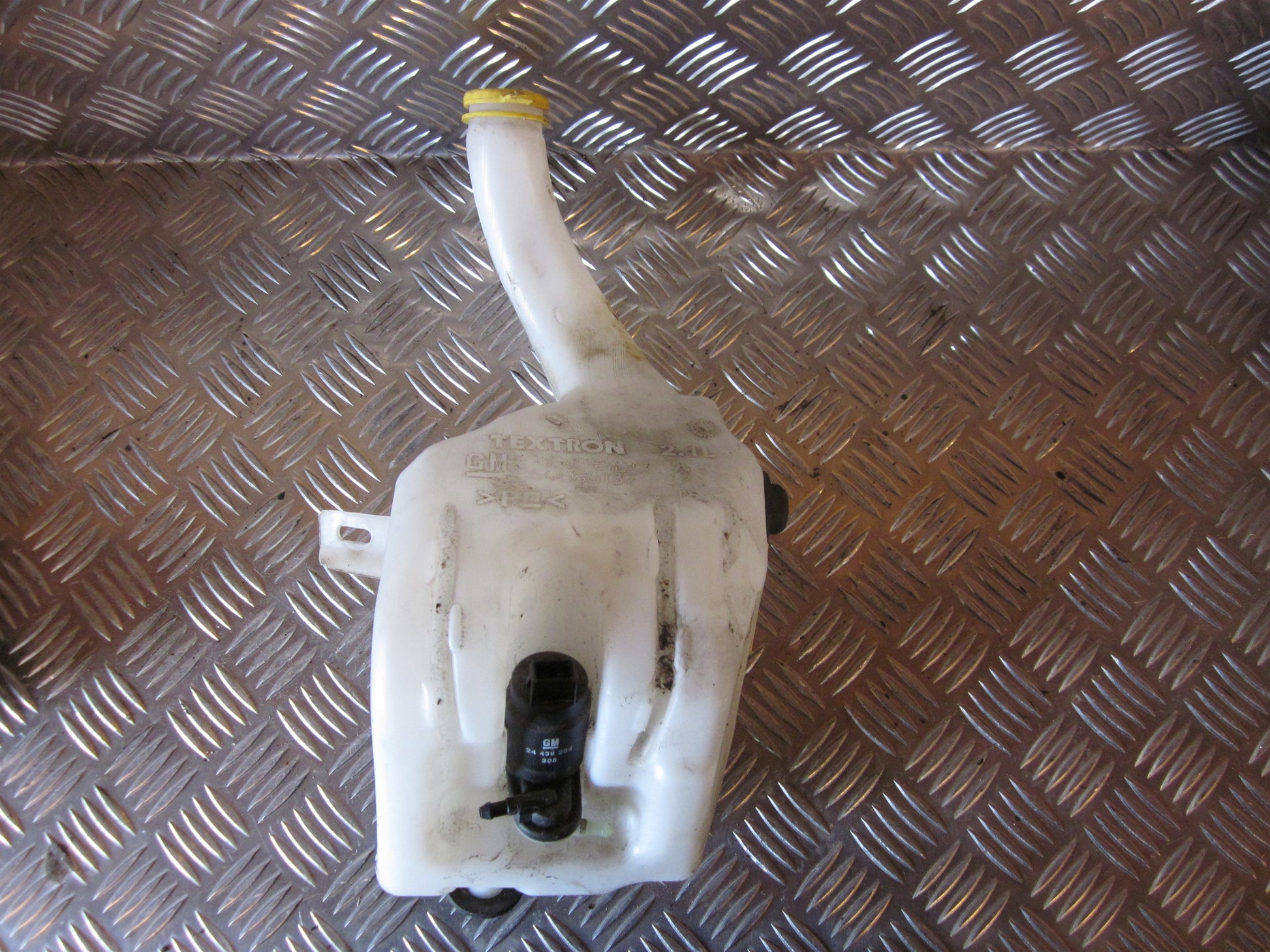 Opel Meriva A Sprinkler M/Motor Med OEM Nr. Ophugger Fra Opel Ophugger