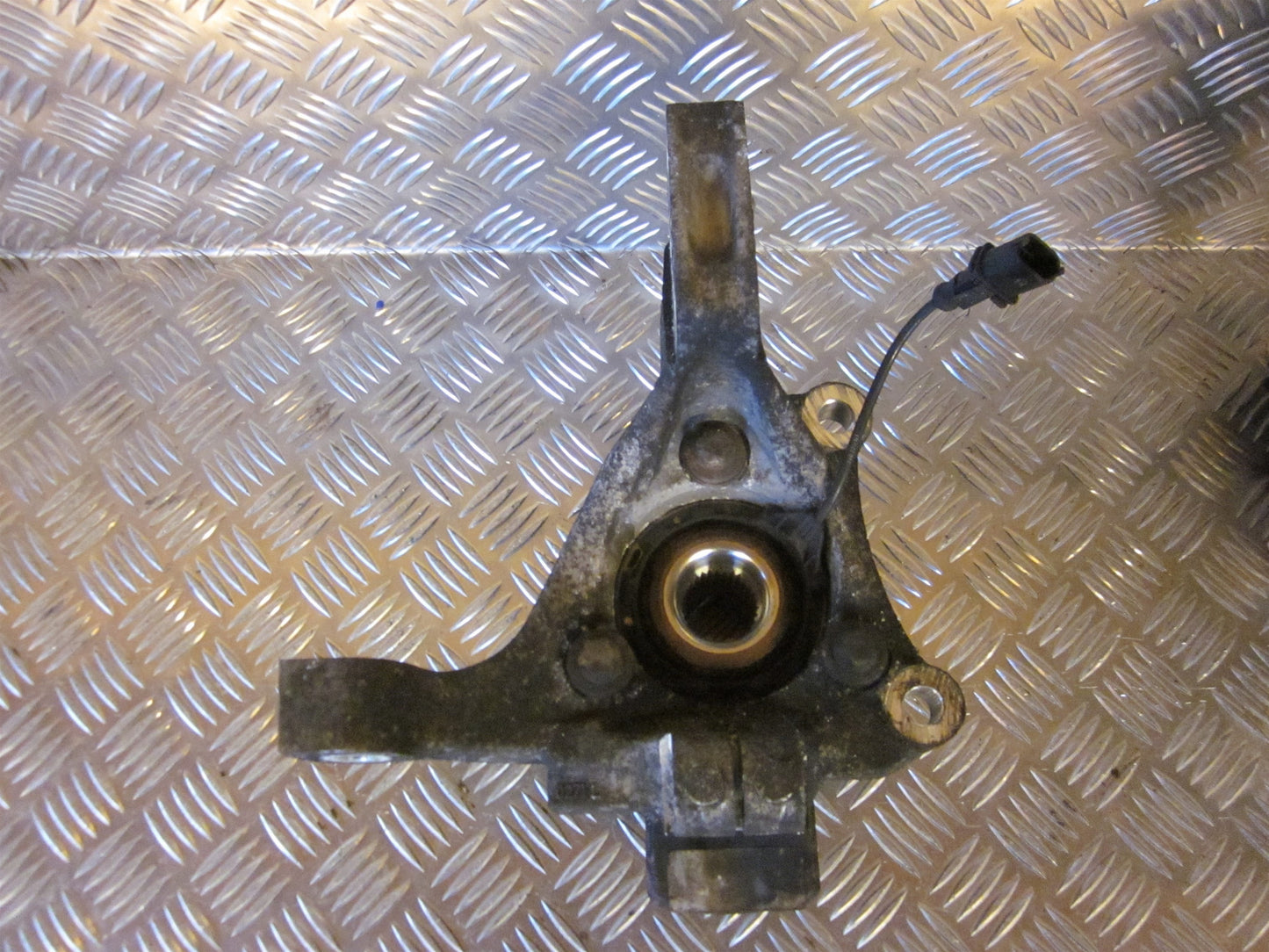 Opel Vectra C Spindel For V Med OEM Nr. Ophugger Fra Opel Ophugger