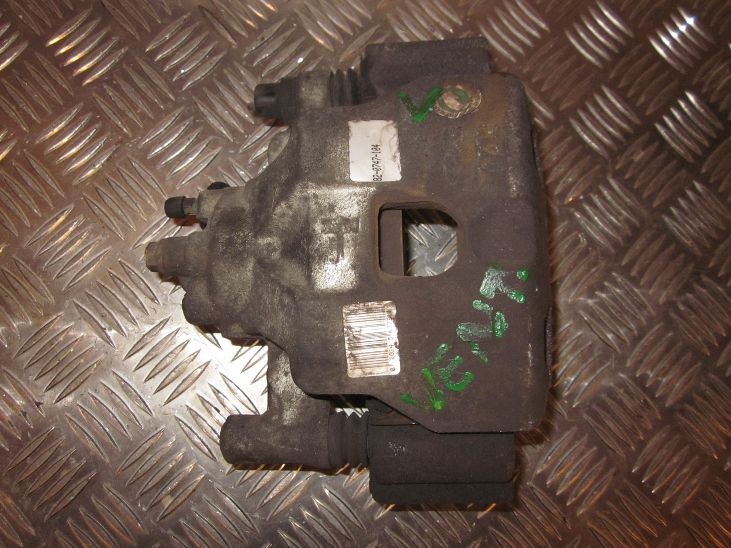 Mazda 6 GG/GY Bremsekaliber VF Med OEM Nr. Ophugger Fra Mazda Ophugger