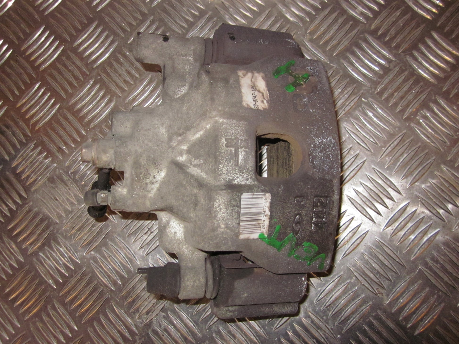 Mazda 6 GG/GY Bremsekaliber HF Med OEM Nr. Ophugger Fra Mazda Ophugger