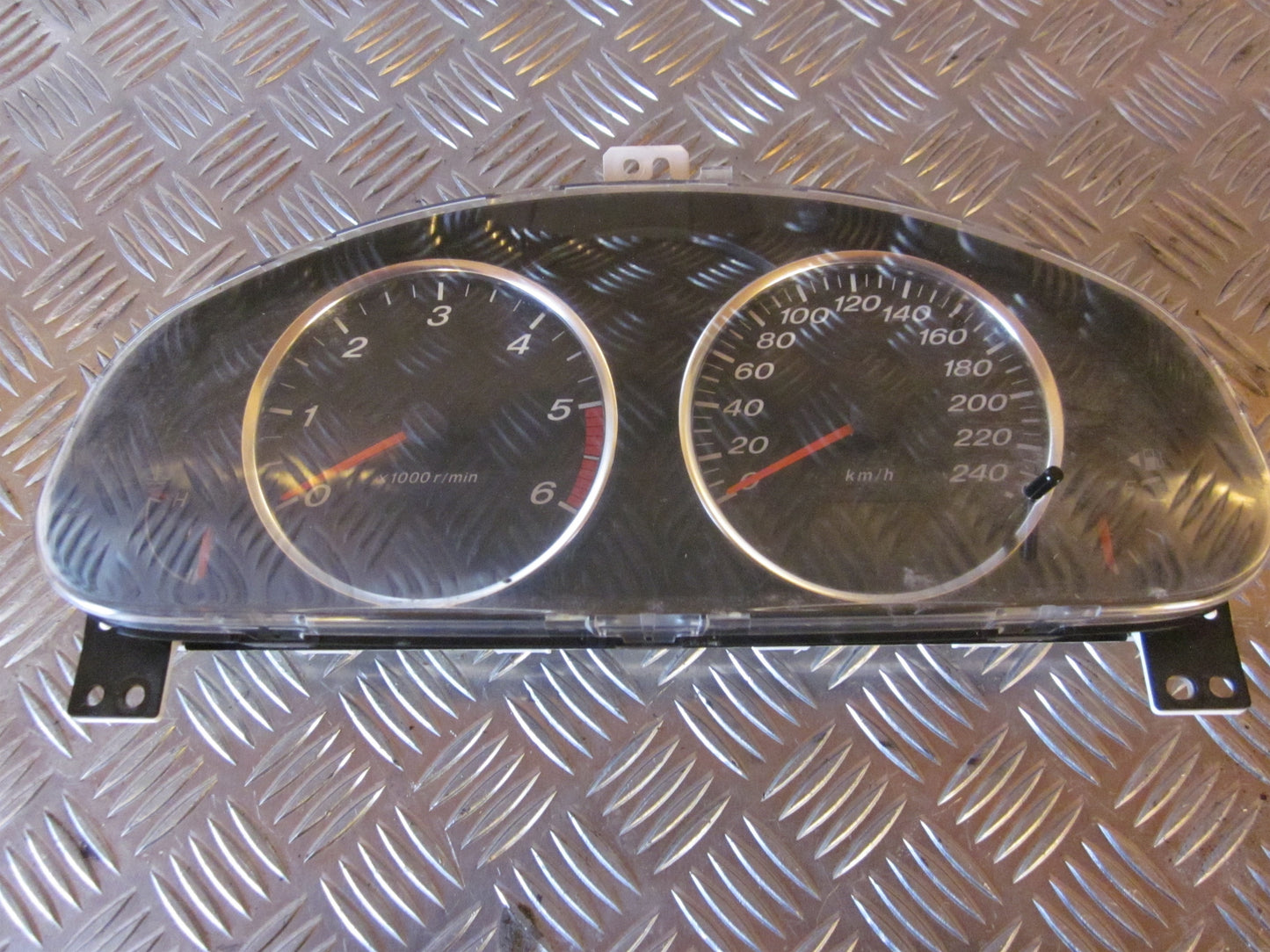 Mazda 6 GG/GY Speedometer - Instrument Med OEM Nr. Ophugger Fra Mazda Ophugger