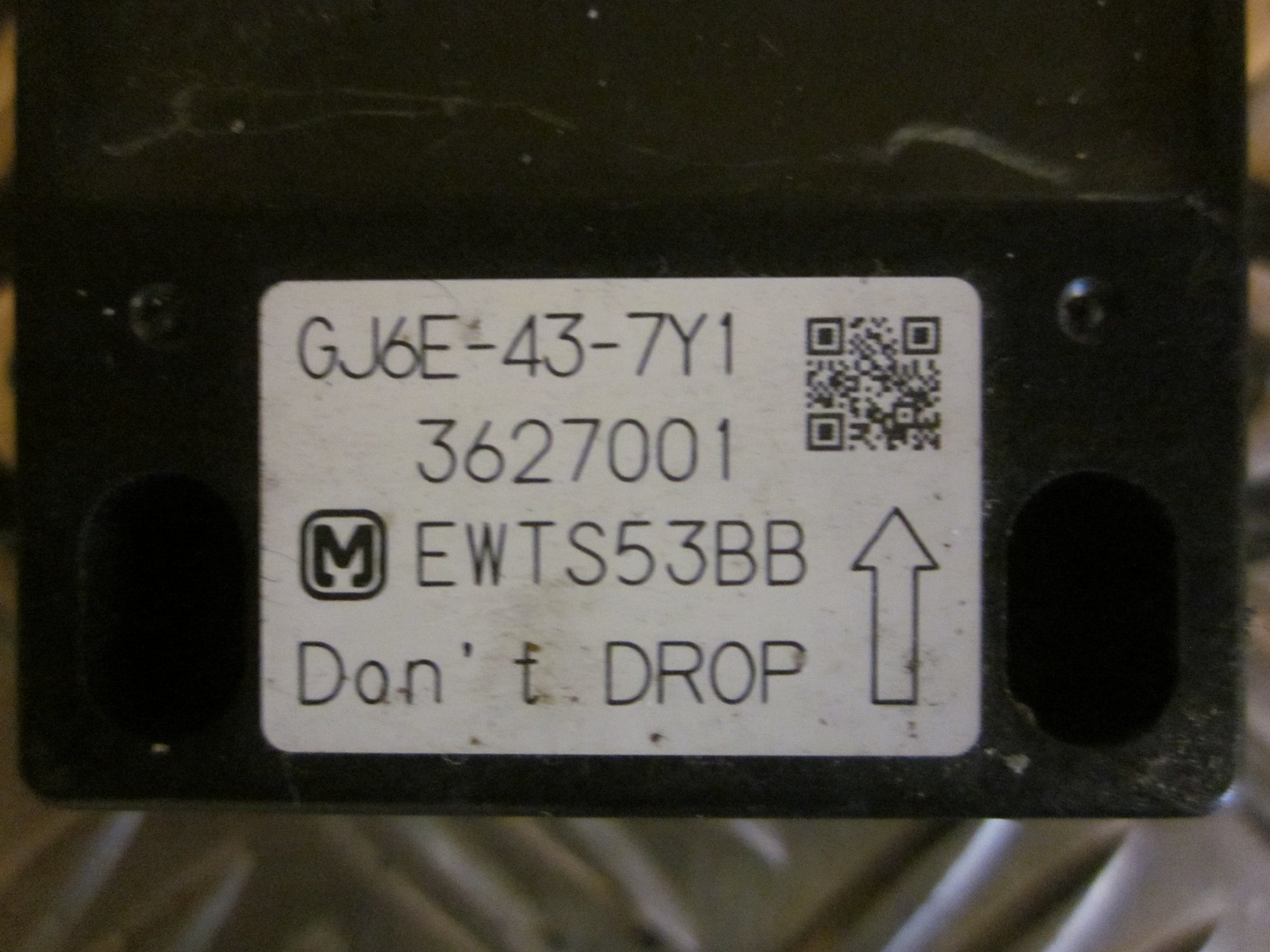 Mazda 6 GG/GY Esp Div. Dele Med OEM Nr. Ophugger Fra Mazda Ophugger