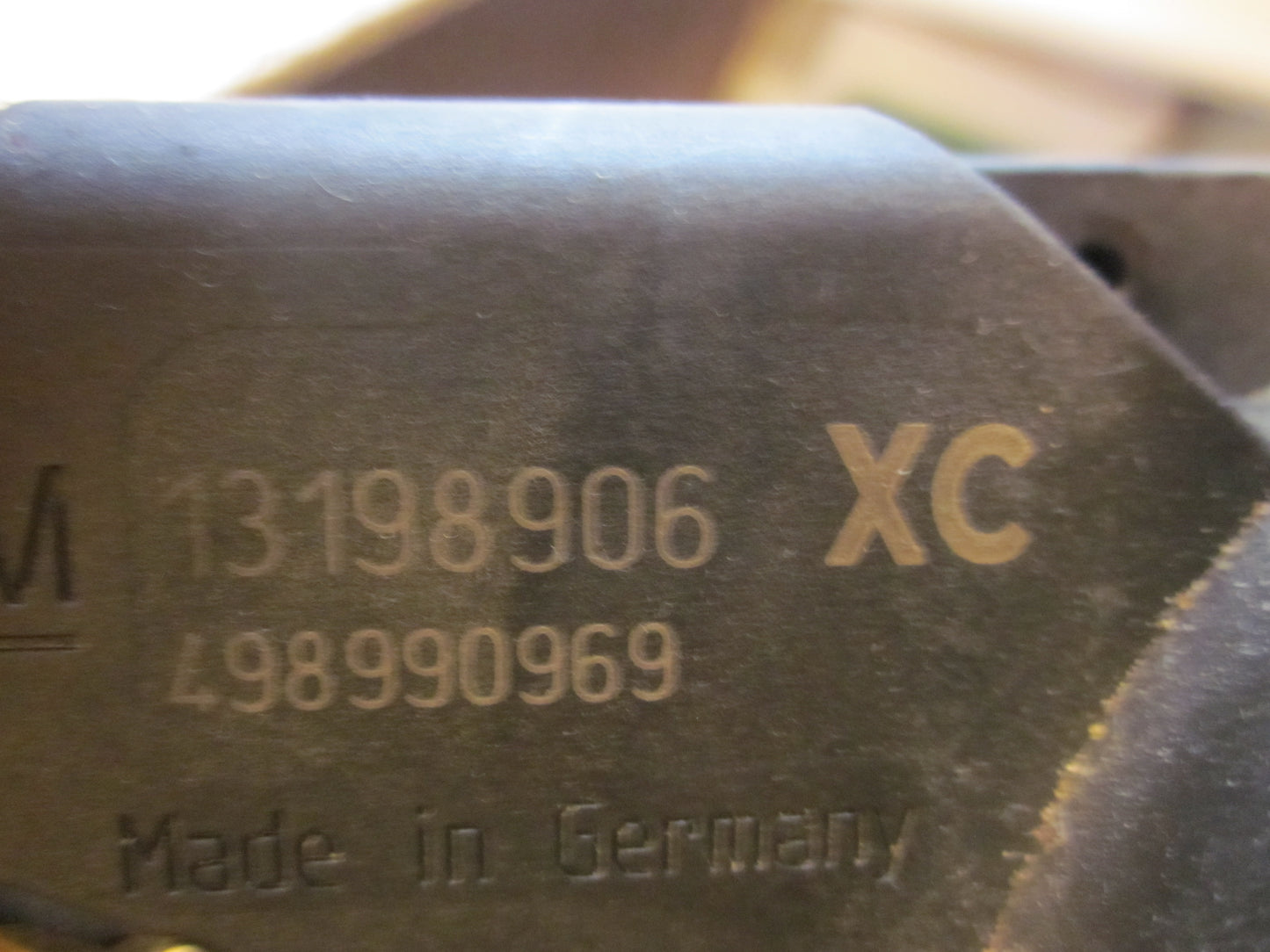 Opel Astra H Kontakt Combi Med OEM Nr. 13198906 Fra Opel Ophugger