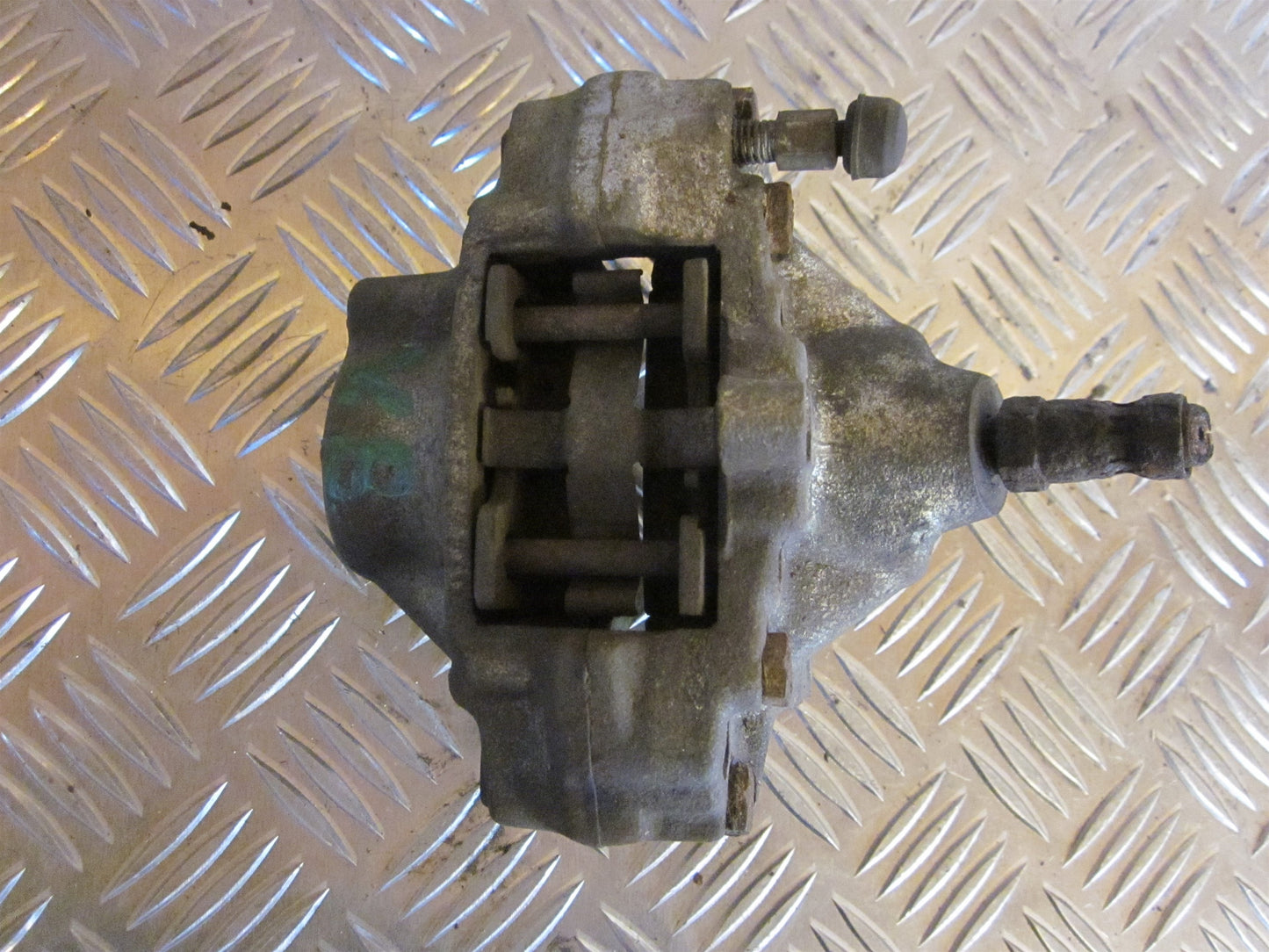 Mercedes E W210 Bremsekaliber VB Med OEM Nr. A0014205183 Fra Mercedes Ophugger