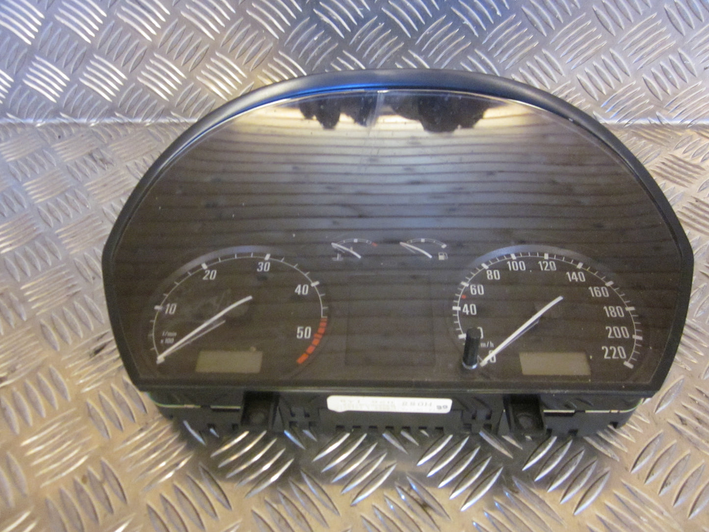 Skoda Fabia Speedometer - Instrument Med OEM Nr. 6Y1920880H Fra Skoda Ophugger