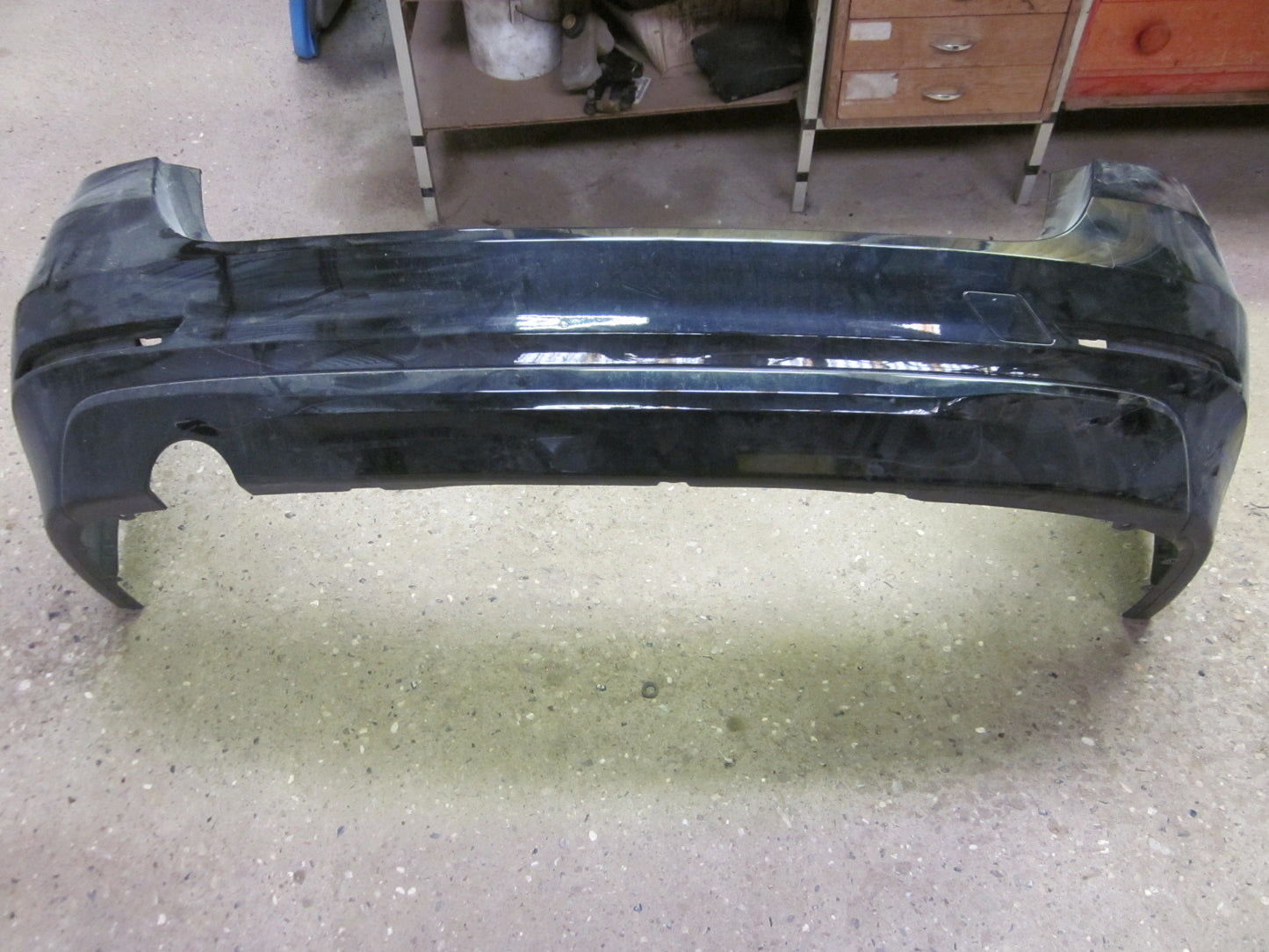 BMW 3-Serie F30/F31/F80 Bagkofanger Med OEM Nr. Ophugger Fra BMW Ophugger