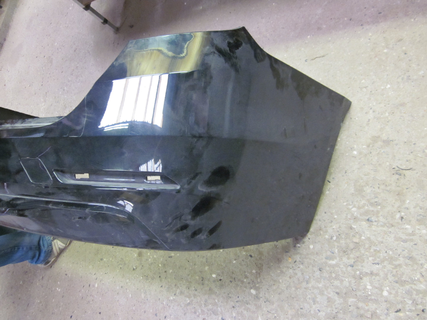 BMW 3-Serie F30/F31/F80 Bagkofanger Med OEM Nr. Ophugger Fra BMW Ophugger