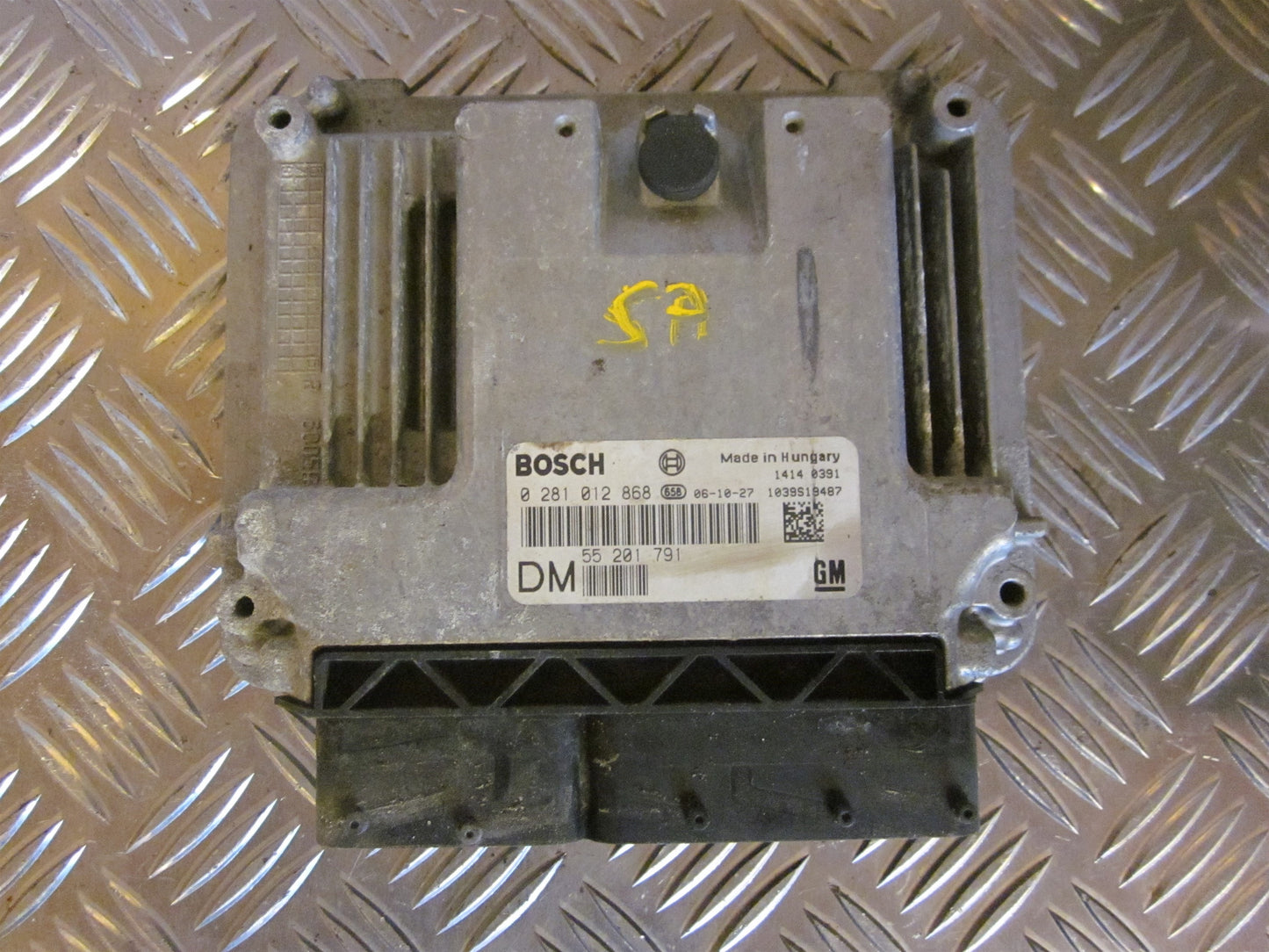 Opel Vectra C Motorstyring - Motorstyreboks - Injection Elboks Med OEM Nr. Ophugger Fra Opel Ophugger