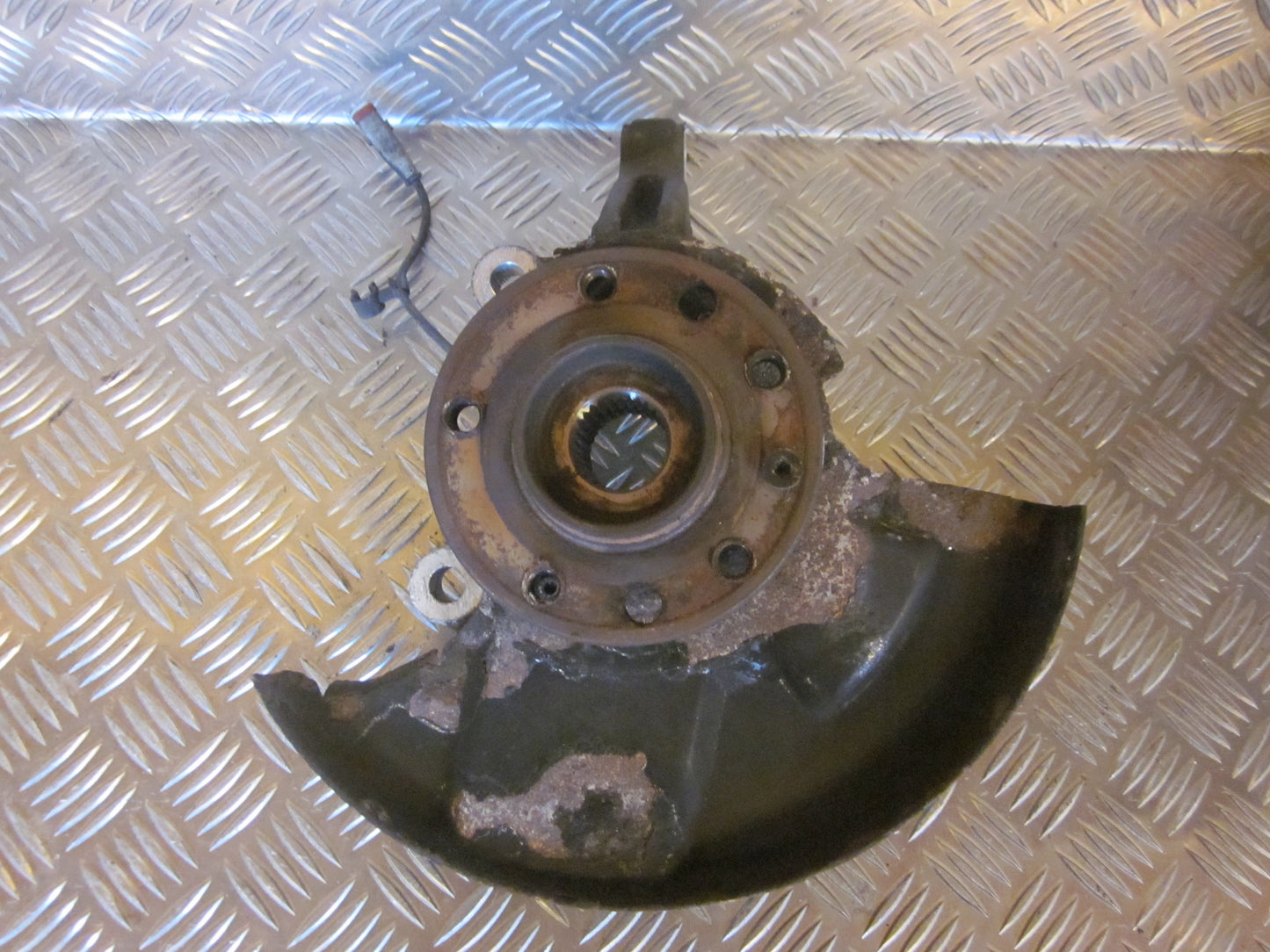 Opel Vectra C Spindel For V Med OEM Nr. Ophugger Fra Opel Ophugger